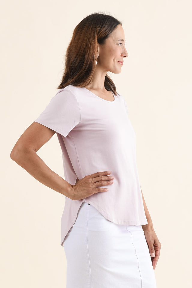 Janis Lavender Bamboo Tee,Side,Brunette model,alt text|model:Cara image 4