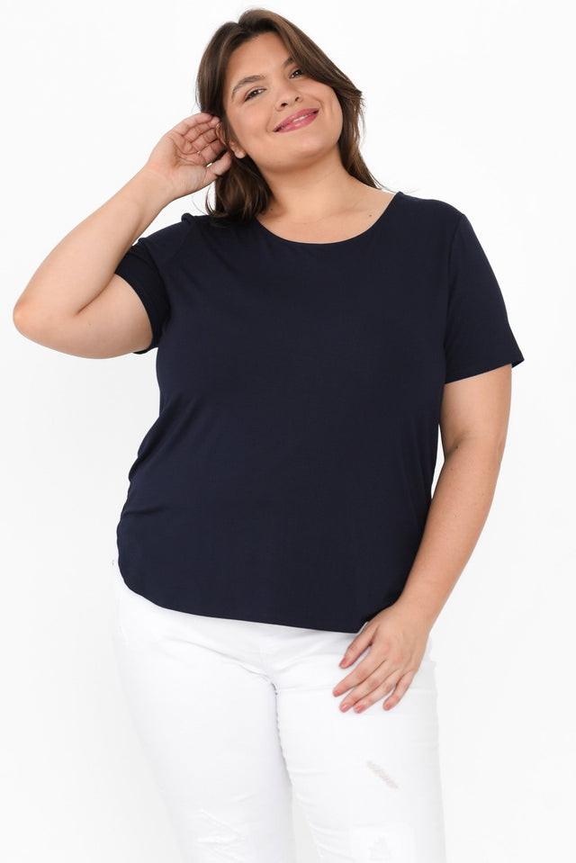 plus-size,curve-basics,curve-tops,plus-size-basic-tops,alt text|model:Gabby image 9