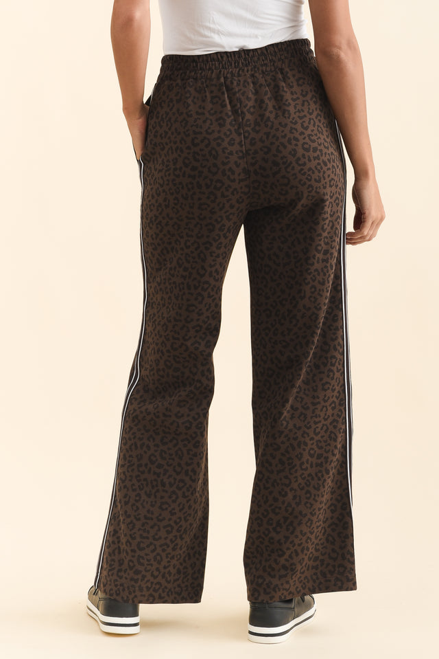 Jason Brown Leopard Sweatpants,Brunette model,alt text|model:Brontie image 5