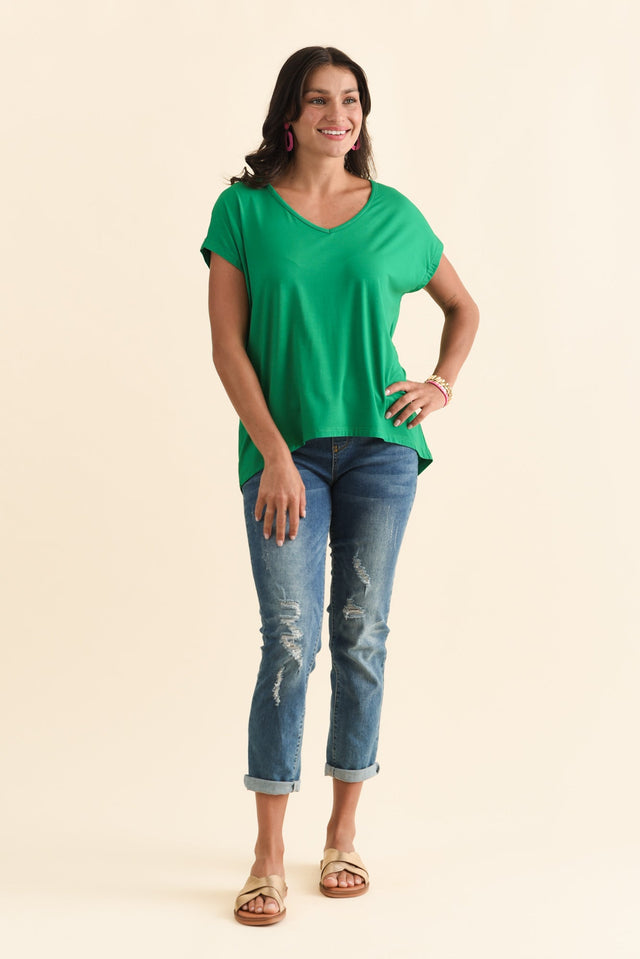 alt text|model:Brontie image 4