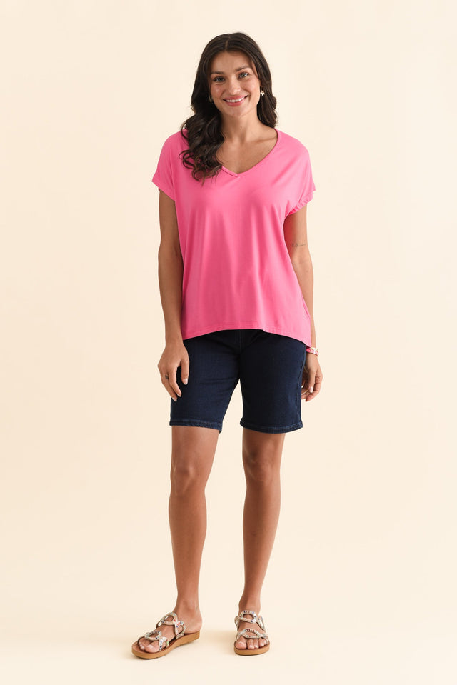 alt text|model:Brontie image 3