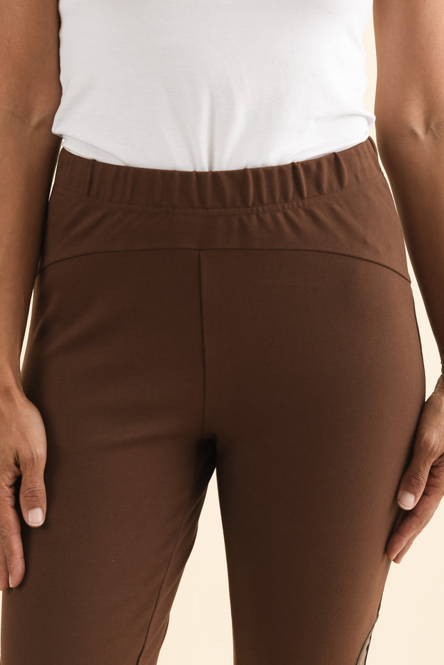 alt text|model:Cara image 5