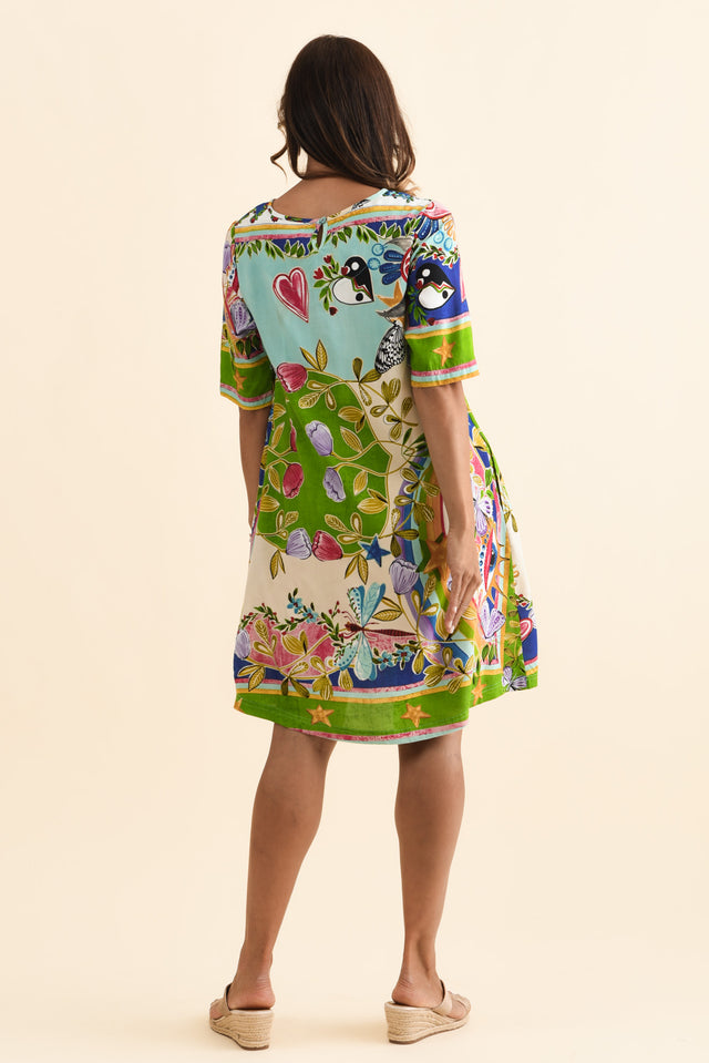 alt text|model:Cara image 4