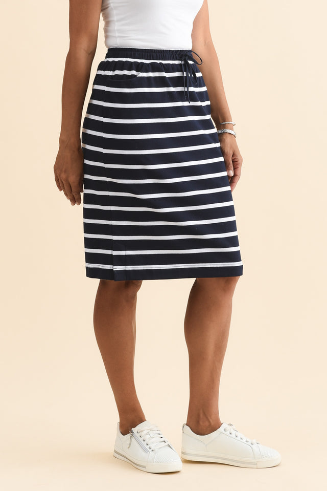 alt text|model:Cara image 3