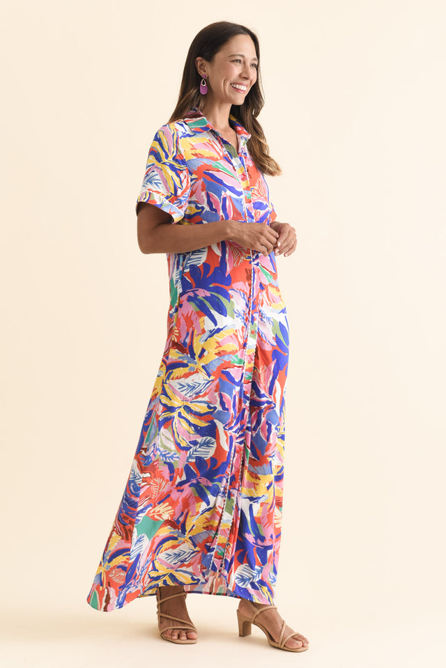 alt text|model:Cara image 4