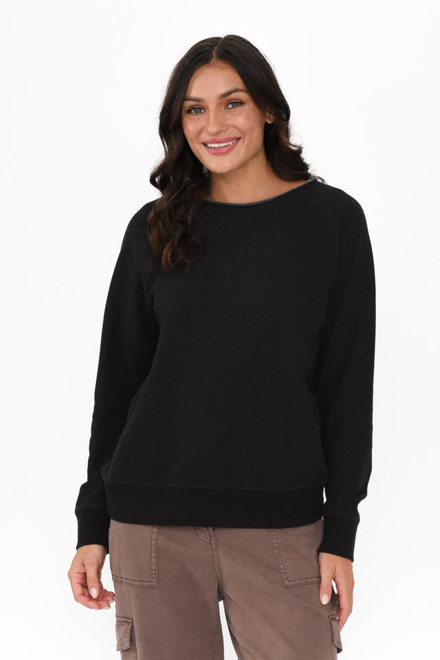 alt text|model:Brontie image 2