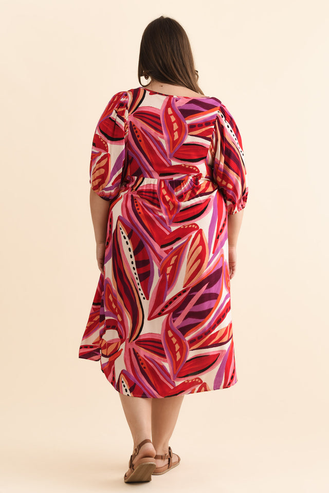 Kacey Pink Leaf Button Dress,Brunette model,alt text|model:Gabby image 12