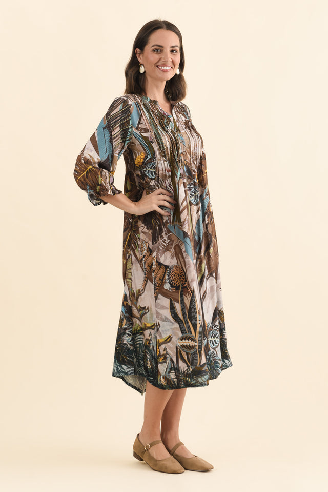 alt text|model:MJ image 3