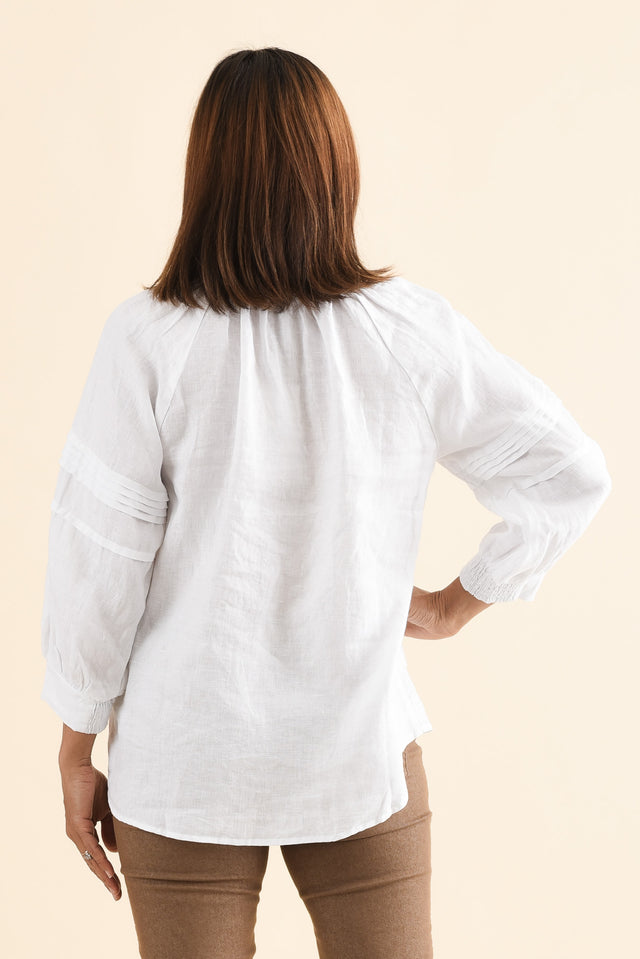 Kate White Linen Tiered Top,Back,Brunette model,alt text|model:Cara image 4