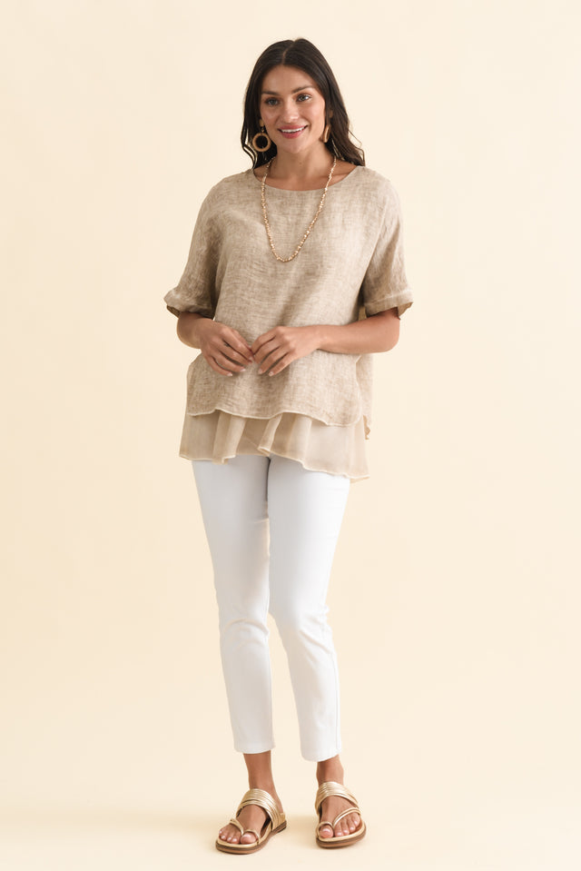 alt text|model:Brontie image 7