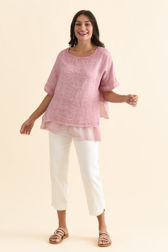 Kayla Pink Linen Layered Top,Brunette model,alt text|model:Brontie image 8