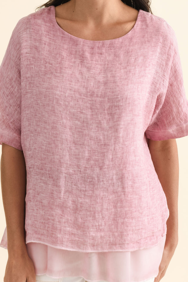 Kayla Pink Linen Layered Top,Brunette model,alt text|model:Brontie image 7