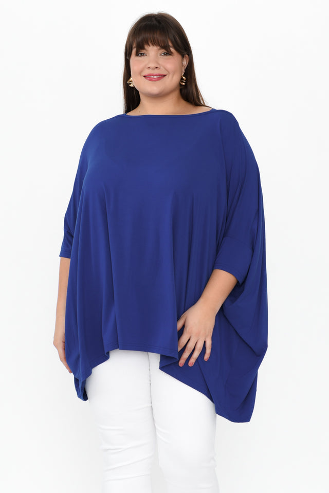 Kelsier Blue Bamboo Batwing Top,Brunette model,plus-size,curve-tops,plus-size-tunics,alt text|model:Gabby