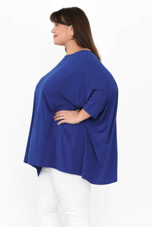 Kelsier Blue Bamboo Batwing Top,Brunette model,alt text|model:Gabby image 5