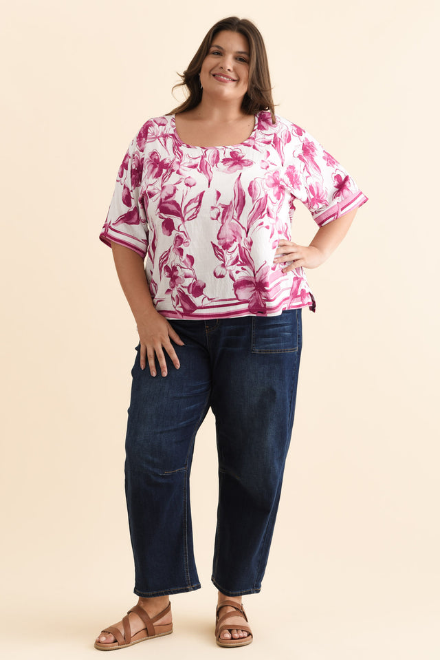 plus-size,curve-tops,plus-size-sleeved-tops,plus-size-work-edit,alt text|model:Gabby image 9