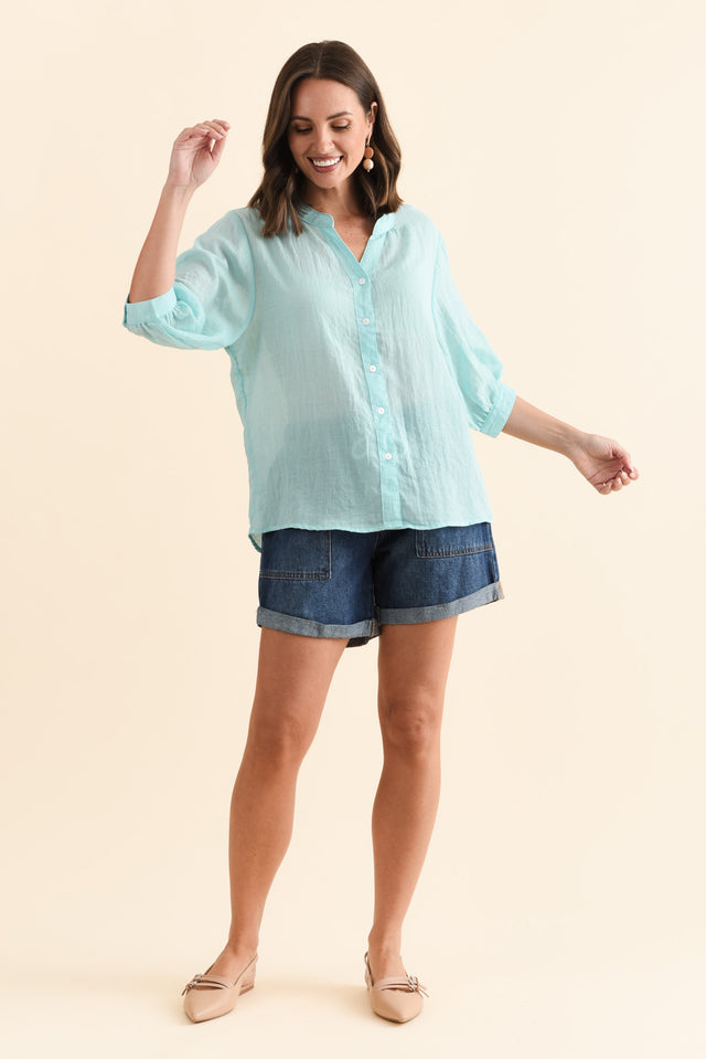 alt text|model:MJ image 6