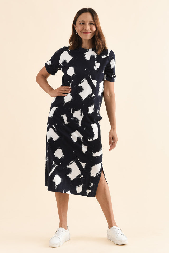 Klee Navy Abstract Cotton Tee Dress,Full Body,Brunette model,alt text|model:Cara image 6