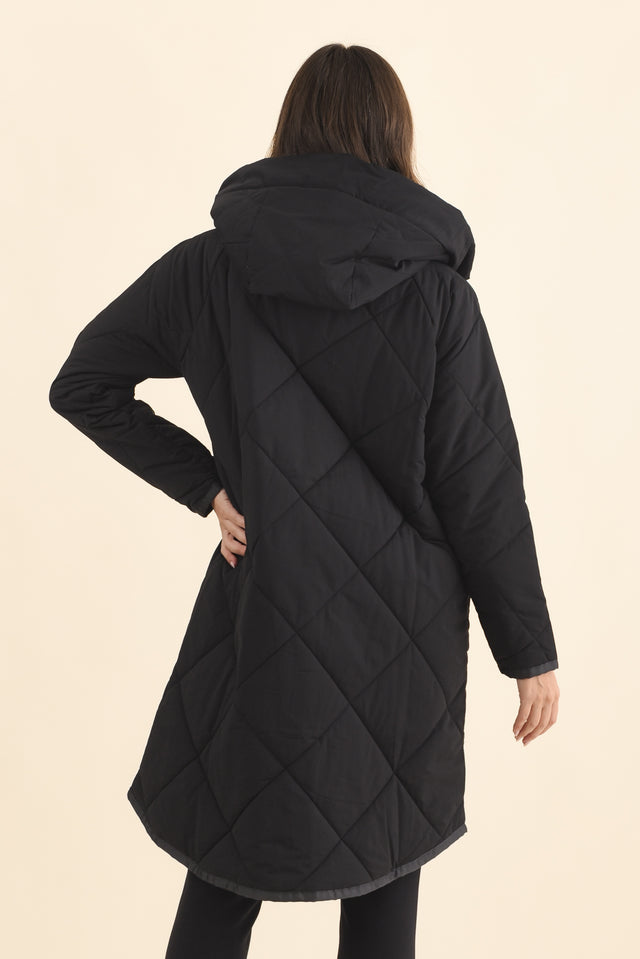 alt text|model:MJ image 4