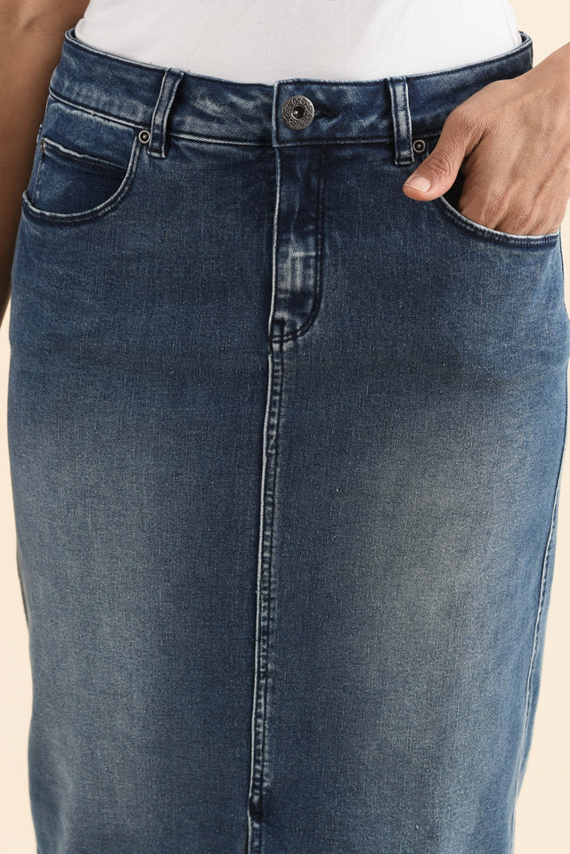 Kylie Dark Wash Denim Midi Skirt,Detail,Brunette model,alt text|model:Cara image 5