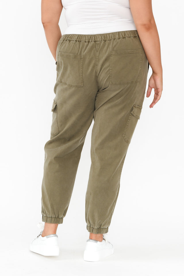 alt text|model:Gabby image 10