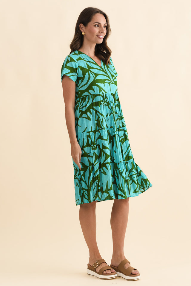 alt text|model:MJ image 3