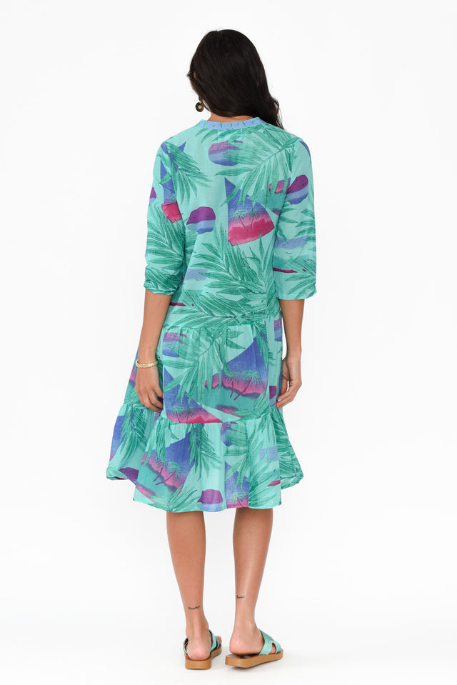 alt text|model:Brontie image 5