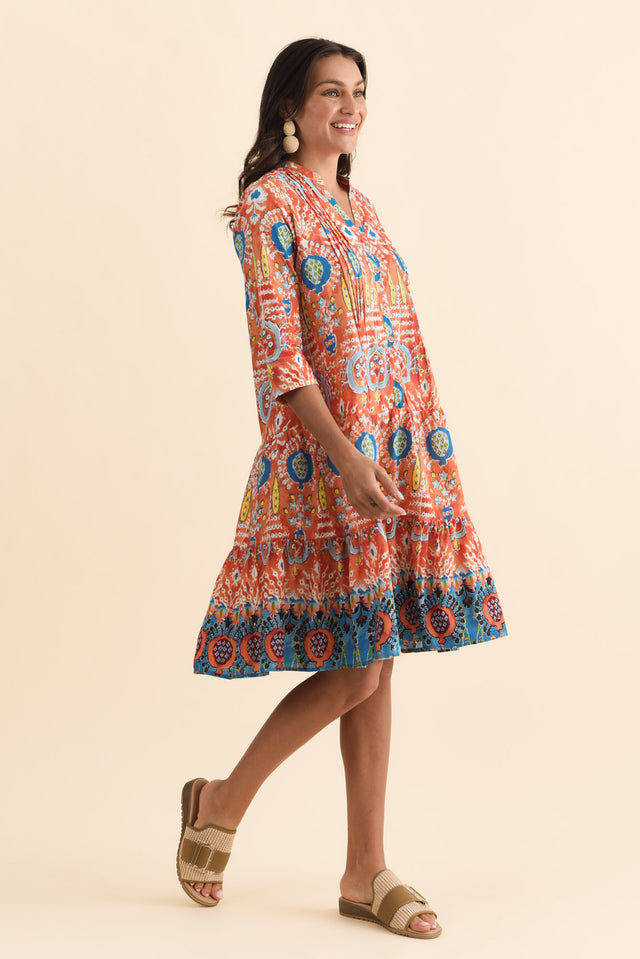 alt text|model:Brontie image 3