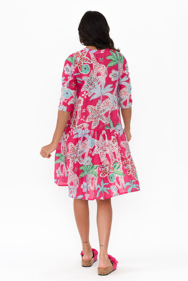 alt text|model:Brontie image 5