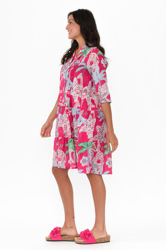 alt text|model:Brontie image 4