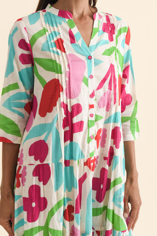 alt text|model:Cara image 6