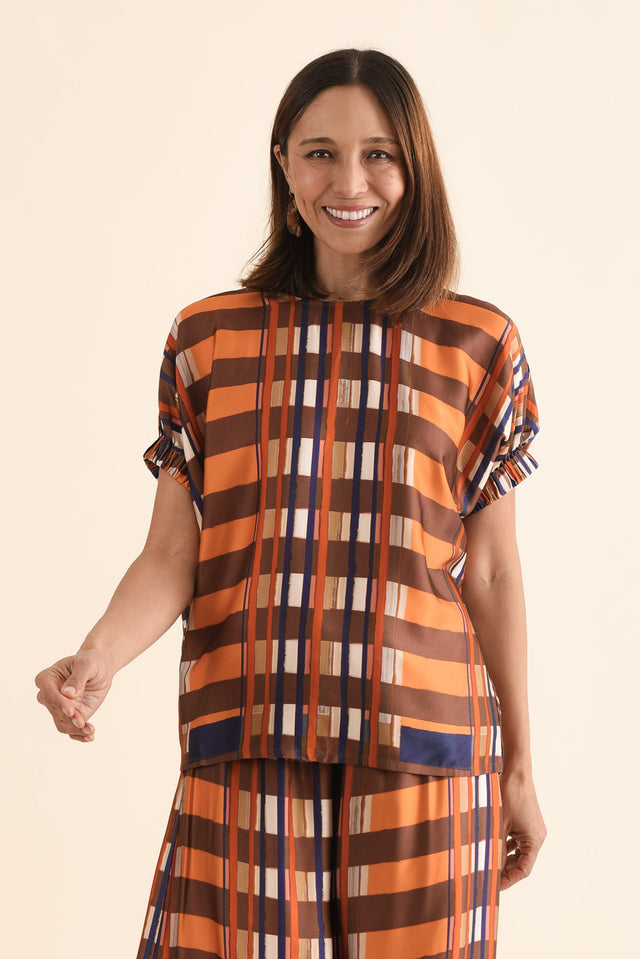 Lattice Orange Check Top,Front,Brunette model,alt text|model:Cara image 1