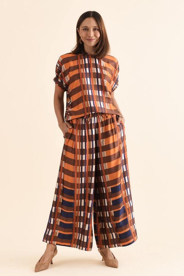 Lattice Orange Check Wide Leg Pants,Full Body,Brunette model,alt text|model:Cara image 2
