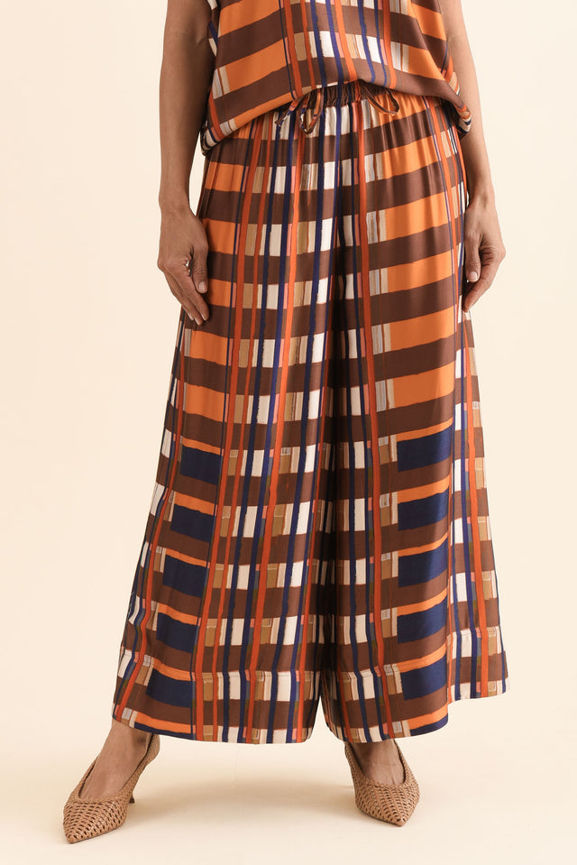 Lattice Orange Check Wide Leg Pants,Front,Brunette model,alt text|model:Cara image 1