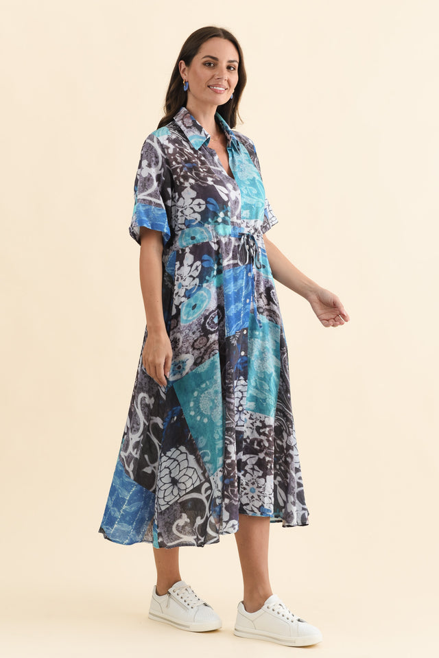 Leigh Blue Patchwork Tie Dress,Brunette model,alt text|model:MJ image 4