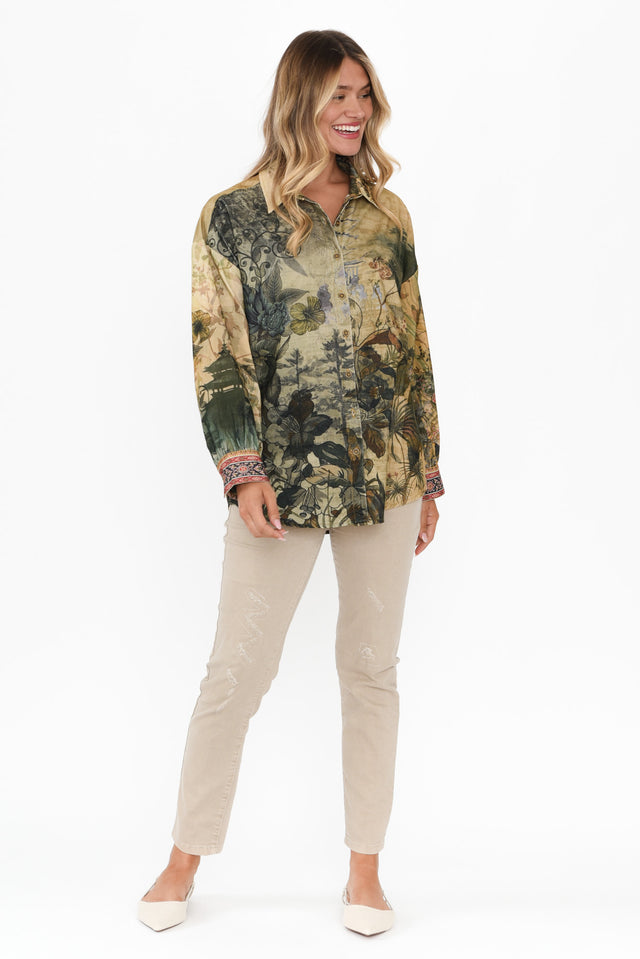 alt text|model:Mollie image 7