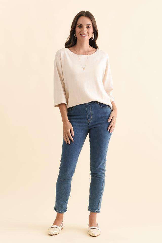 alt text|model:MJ image 8