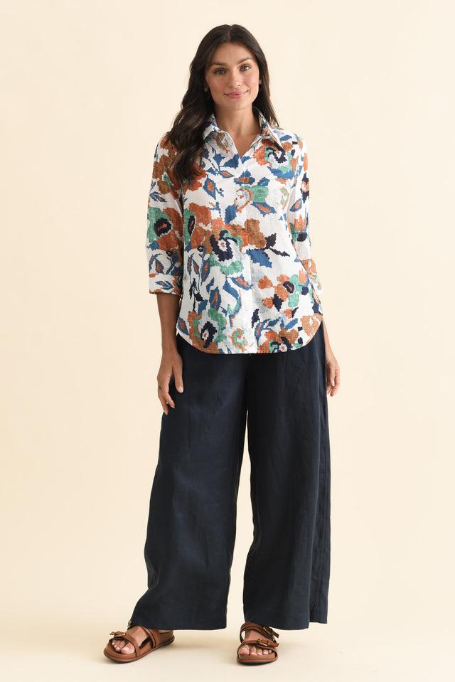 alt text|model:Brontie