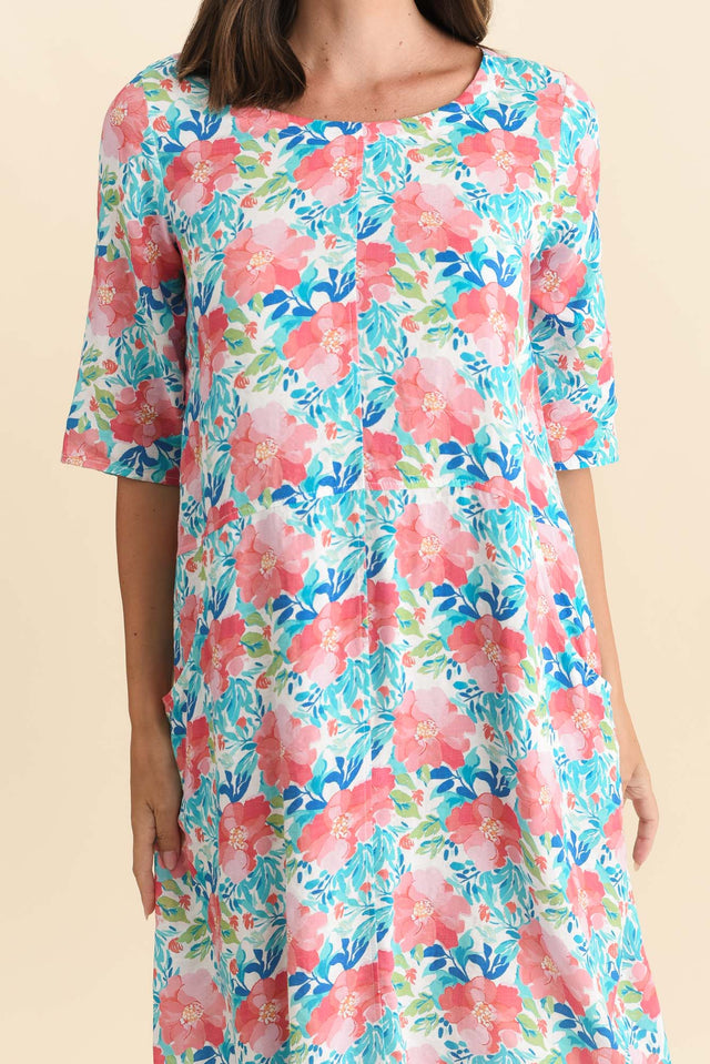 Lilibet Pink Flower Cotton Pocket Dress,Brunette model,alt text|model:MJ image 6