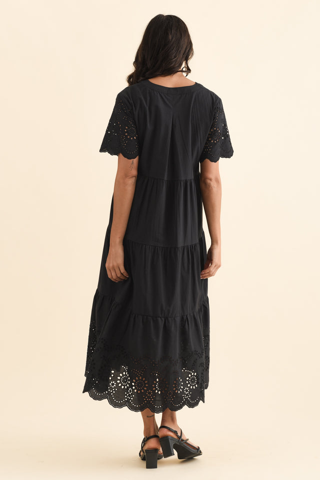 alt text|model:Brontie image 6