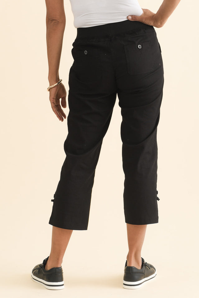 alt text|model:Cara image 6