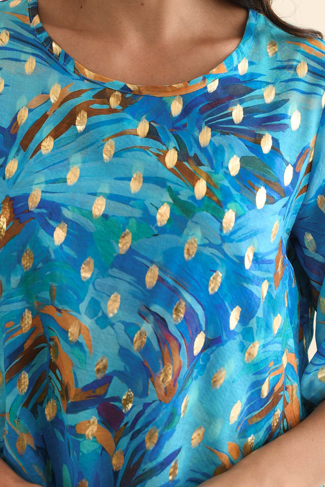 Liora Aqua Burst Foil Layered Top,Brunette model,alt text|model:Brontie image 6