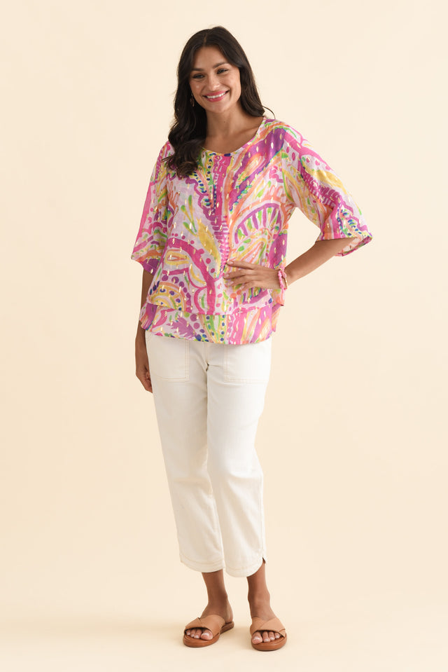 alt text|model:Brontie