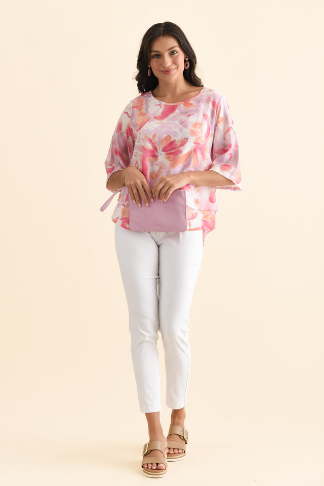 alt text|model:Brontie image 7