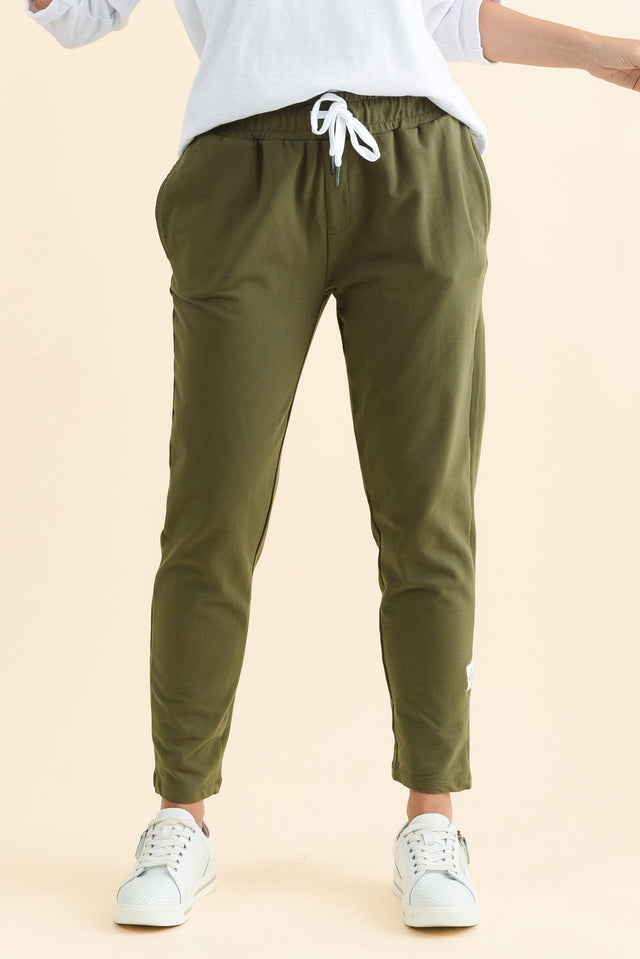 Lobby Khaki Cotton Relaxed Sweatpants,Brunette model,alt text|model:MJ image 2