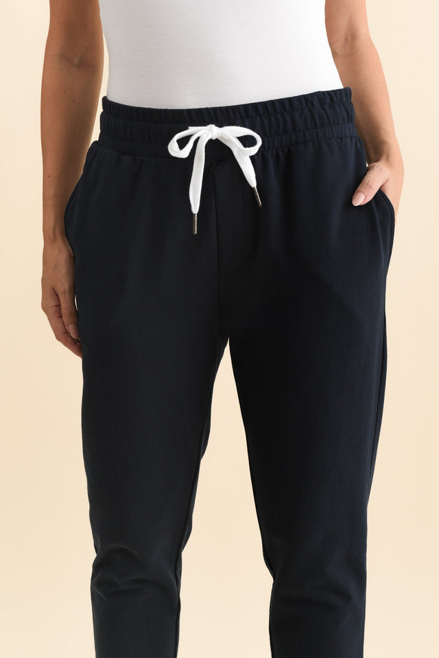 Lobby Navy Cotton Relaxed Sweatpants,Brunette model,alt text|model:MJ image 7
