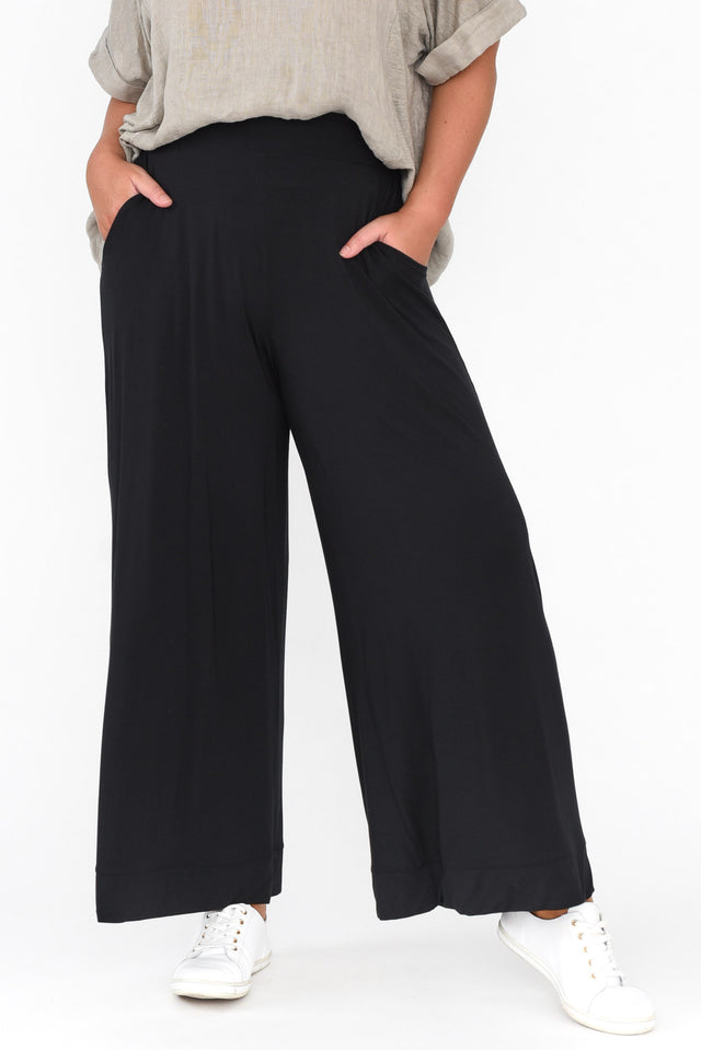 plus-size,curve-bottoms,plus-size-pants,plus-size-work-edit alt text|model:Stacey;wearing:XL image 6
