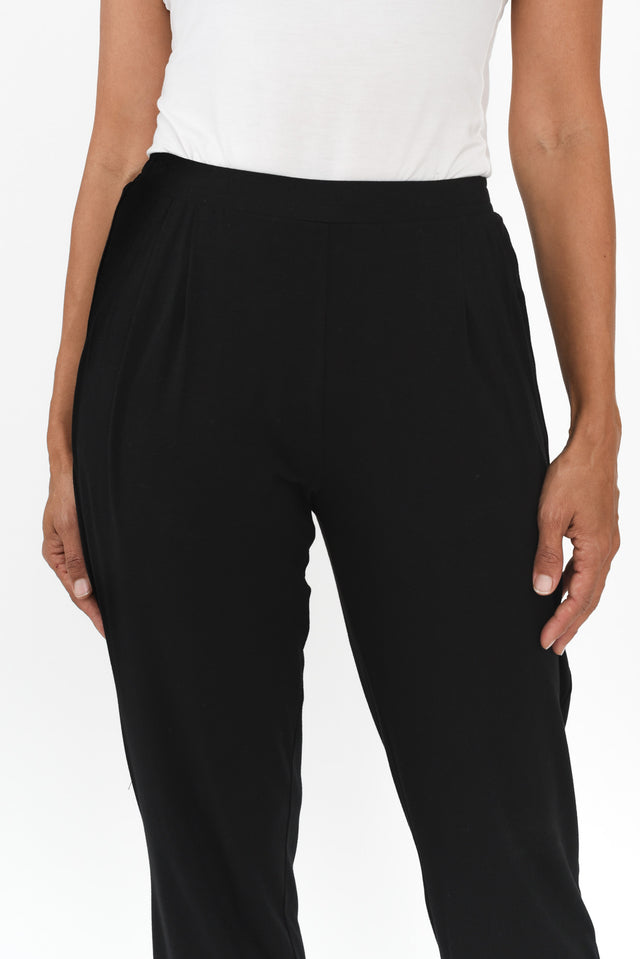 alt text|model:Cara image 7