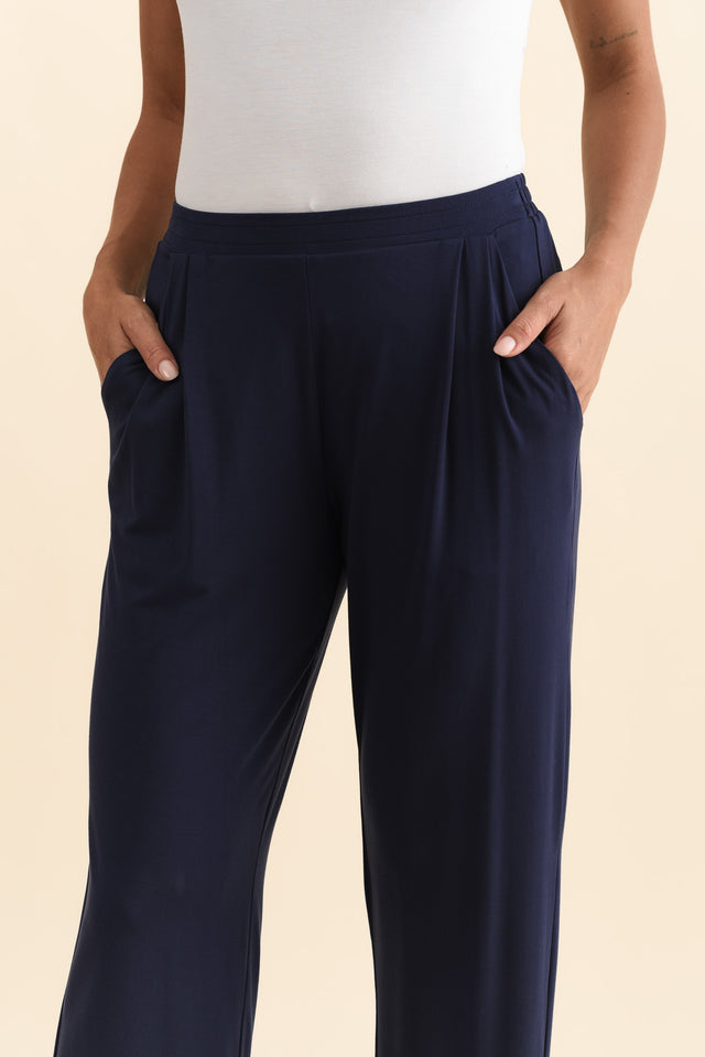 alt text|model:Brontie image 7