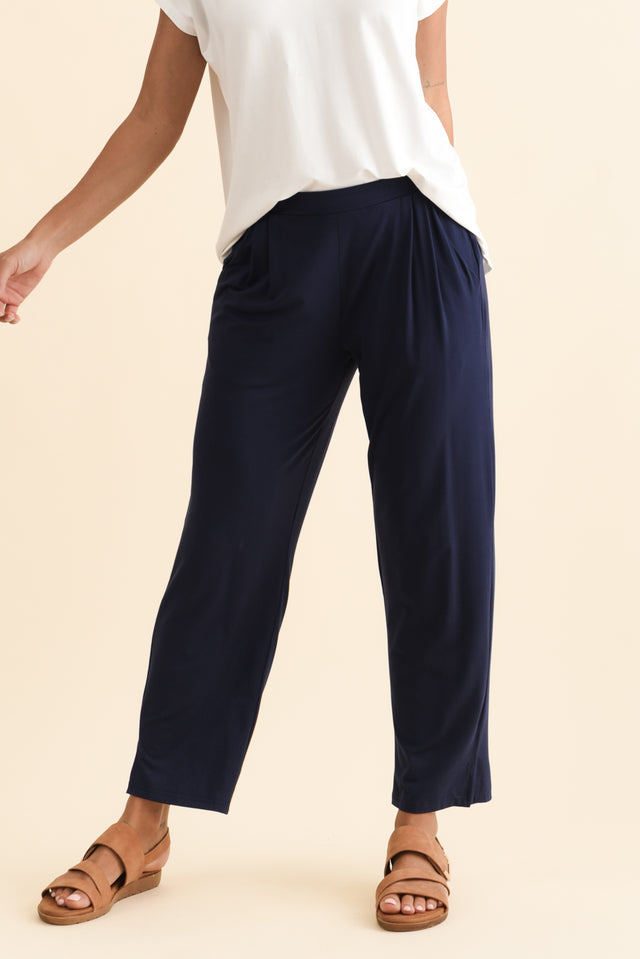 alt text|model:Brontie image 2