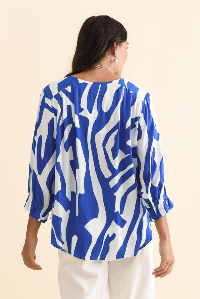 Lourdes Blue Geo Frill Sleeve Top,Brunette model,alt text|model:Brontie image 5